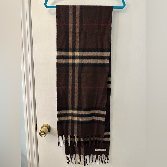 Burberry scarf dark Chocolate brown 100% cashmere - Picture 5 of 6